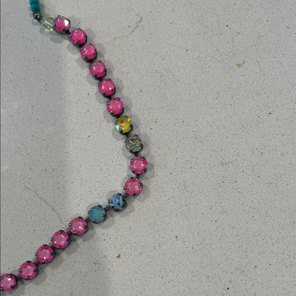 Chic Pink and Multicolor Beaded Necklace - Picture 5 of 5